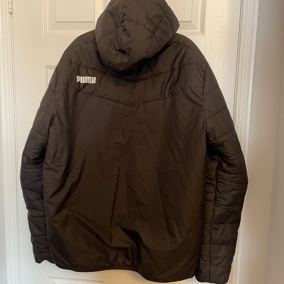 PUMA Black Puffer Jacket - Picture 3 of 4